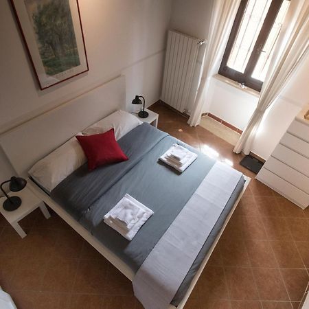 Appartement Casa Q163A Tuscolana Next To Metro à Rome Extérieur photo