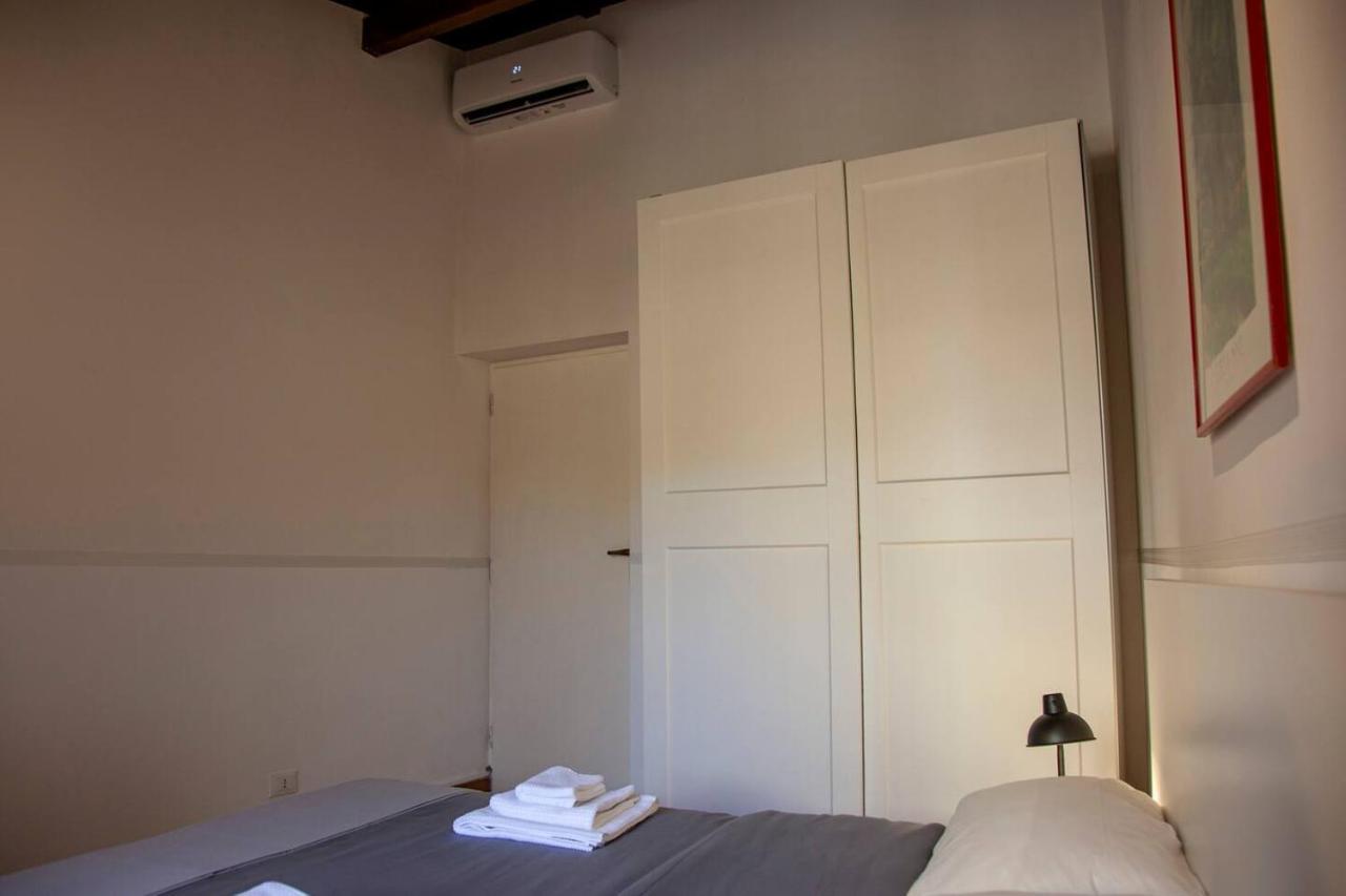 Appartement Casa Q163A Tuscolana Next To Metro à Rome Extérieur photo