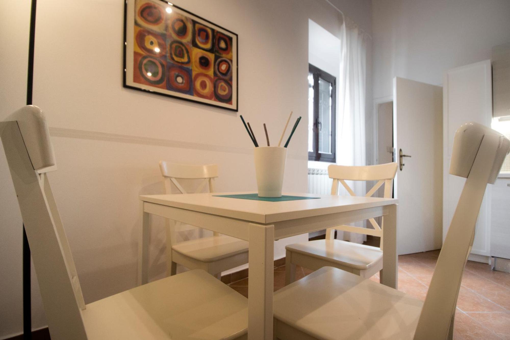 Appartement Casa Q163A Tuscolana Next To Metro à Rome Extérieur photo